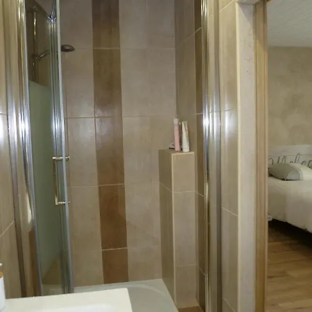 La Laujere D'hotes Harmonie 住宿加早餐酒店 La Caillère