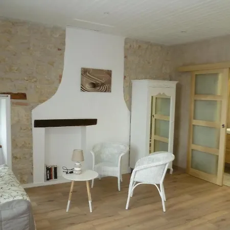 La Laujere D'hotes Harmonie Bed & Breakfast 3*